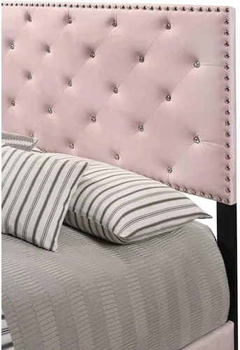 Vista 6 de Glory Furniture Cama matrimonial tapizada de terciopelo Suffolk en rosa