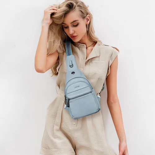 Vista 2 de Bolsa bandolera de 7 litros para mujeres y hombres, bolsa cruzada de hombro, mochila, cangurera, bolsa de viaje de piel sintética