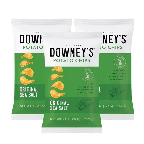 Vista 6 de Downey's Papas fritas, papas fritas cocidas en hervidor, aperitivo hecho a mano, lote pequeño, ligero y crujiente, sin gluten, hecho en Michigan