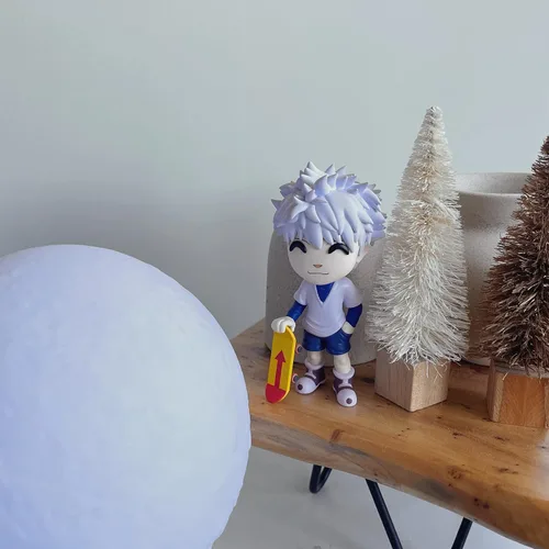 Vista 6 de Youtooz Figura Killua con patín 4.3 in