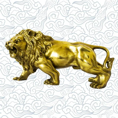 Vista 2 de Figura de león salvaje africano, estatua de león dorado para decoración del hogar, escritorio, animales, adorno hecho a mano, arte de latón