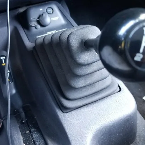 Vista 7 de TonGass Paquete de 2 biseles de cambio de transmisión manual compatibles con Jeep Cherokee/Wrangler, color negro