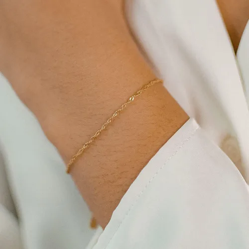 Vista 3 de DeScount - Pulsera de cadena de elegante oro para mujer, pulseras de cadena individual o en capas, con eslabón de dije de corazón, karma, triángulo
