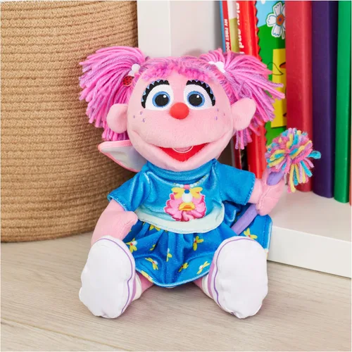 Vista 2 de GUND Sesame Street - Peluche oficial de Abby Cadabby Muppet de alta calidad para edades de 1 año en adelante, rosa/azul, 11 pulgadas Abby Cadabby