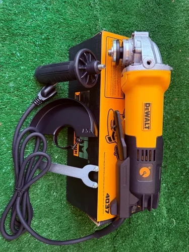 Vista 2 de Pulidora 4.5 dewalt 4037D