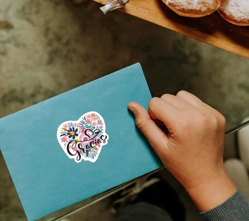 Vista 3 de 500 calcomanías grandes de agradecimiento en español Calcomanías de agradecimiento españolas en forma de corazón para fiestas, clientes, sobre