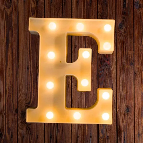 Vista 100 de Ulalaza Letrero de luz LED en blanco y negro, 2 letras AA alimentadas por batería para boda, fiesta de cumpleaños, lámpara de Navidad, luz nocturna