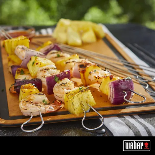 Vista 2 de Weber Juego de brochetas para asar – 8 piezas de doble punta de acero inoxidable para asar de forma segura y uniforme de kebabs, verduras y carnes