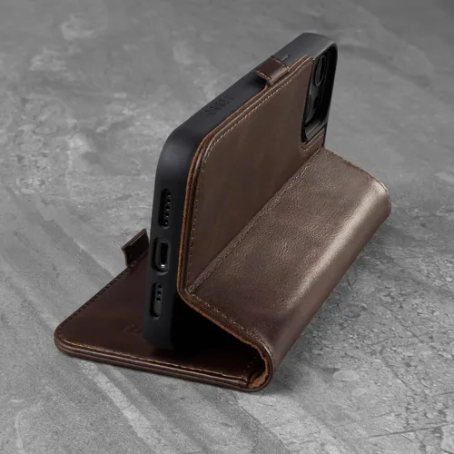 Vista 3 de TORRO Funda compatible con iPhone 13 Mini - Funda de piel prémium tipo cartera con función atril y ranuras para tarjetas (marrón oscuro)