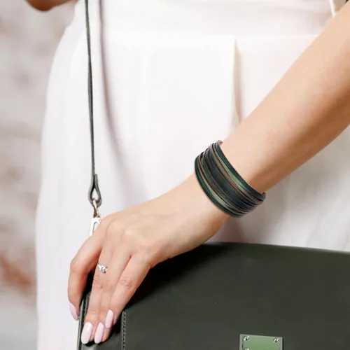 Vista 2 de Long tiantian Pulseras apilables para mujer, pulseras de cuero para mujer, joyería occidental para mujer
