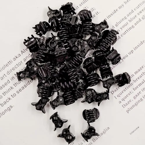Vista 4 de 50 piezas de mini pinzas para el cabello, pinzas de agarre fuerte multifunción para flequillo. (Negro)