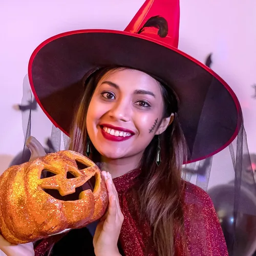 Vista 9 de Aretes de Halloween para mujer, aretes de aro de perlas de sangre de vampiro, aretes góticos de perlas de vampiro, aretes de borla de perlas de Negro