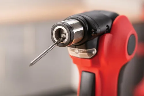 Vista 7 de SKIL Kit de martillo automático sin escobillas de 12 V que incluye batería USB-C de 2.0 Ah y cargador USB-C de 20 W - AH6552A-11