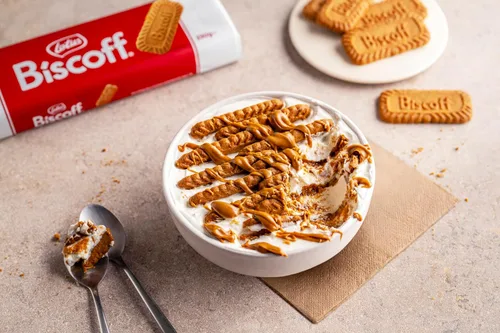 Vista 3 de Lotus Biscoff - Tarro de 3.5 lbs - Original caramelizado para untar suave