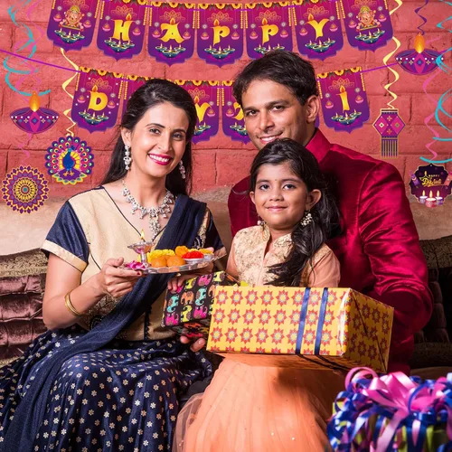 Vista 3 de Diwali Decoraciones – Cartel de Happy Diwali para el hogar, Festival de luces, artículos de decoración de fiesta, Deepavali colgante de remolinos