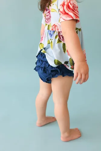Vista 5 de Posh Peanut Conjunto de dos piezas – Conjunto de camiseta y pantalones cortos de manga corta – Viscosa transpirable de bambú para bebé niña Rosa