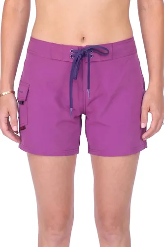 Vista 21 de Maui Rippers - Pantalones cortos de natación para mujer, elástico en 4 direcciones, 5 pulgadas Tapa Negra