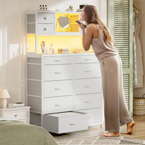 Vista 2 de EnHomee - Cómoda de 160 cm de alto para dormitorio con 14 cajones de tela, cómoda blanca con estación de carga y luces LED, cómodas y arcones