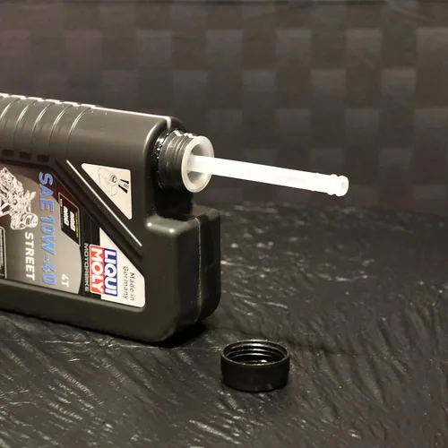 Vista 4 de LIQUI MOLY 1L Moto 4T Synth SAE 10W50 Offroad Race