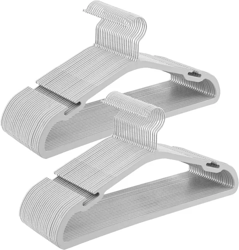 Vista 7 de SONGMICS Perchas para ropa, paquete de 50 unidades, perchas de plástico de alta resistencia, perchas para abrigos con muescas anchas de hombro
