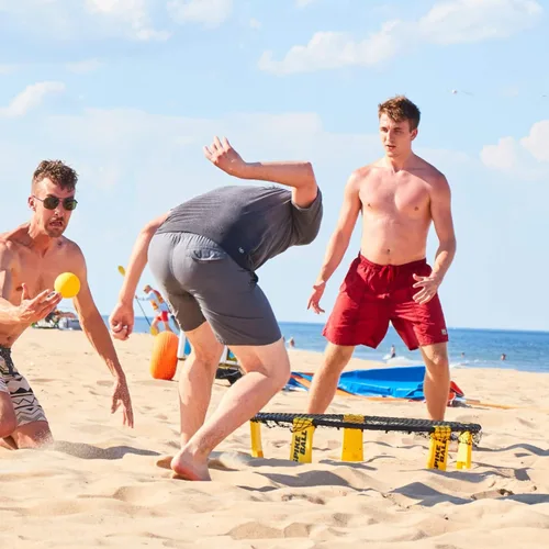 Vista 7 de Spikeball 3 Ball Juego Original de Red Redonda - Incluye 3 Pelotas, Red y Bolsa