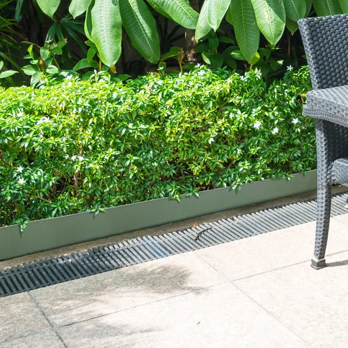 Vista 2 de Worth Bordes de jardín estrechos corrugados, 6" x 20 pies, bordes de paisajismo de acero galvanizado resistente, metal flexible para césped, tiras