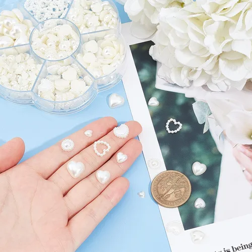 Vista 7 de PH PandaHall Perlas semicirculares, 460 unidades, 7 estilos en forma de corazón, cuentas planas de plástico ABS, diamantes de imitación, cuentas