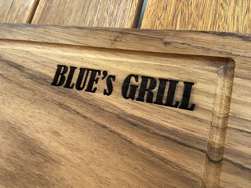 Vista 7 de Tierra de Fuego Tablero de madera de parota real hecho a mano, barbacoa personalizada/cortar/charcutería, placa de madera grabada Regular