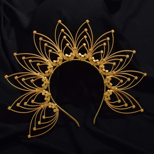 Vista 4 de BPURB Diadema gótica con corona de plumas y lazo con cremallera (dorado)