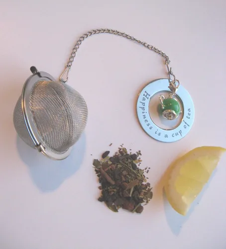 Vista 3 de Infusor de té de acero inoxidable Bola de té con dije de tetera para té de hojas sueltas