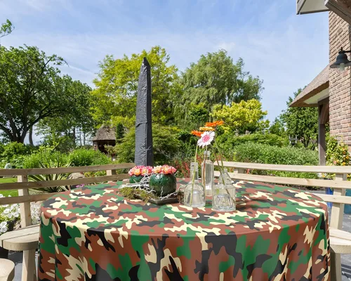 Vista 4 de Oudain Mantel de plástico de camuflaje de 3 piezas, mantel redondo de plástico desechable, fundas de mesa temáticas de camuflaje, decoraciones