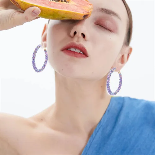 Vista 3 de coadipress Aretes de aro de lentejuelas, bohemios, envueltos en purpurina, chapados en oro, aretes colgantes para mujer, aretes de aro grandes