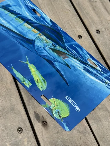 Vista 3 de Lobo Lures Blue Marlin Chasing Lure Mahi Mahi Big Game Sport Fishing Vanity Placa de matrícula frontal Fabricado en los Estados Unidos