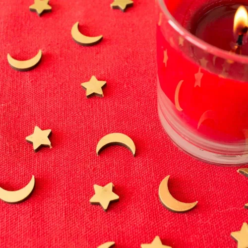 Vista 2 de Luck and Luck Confeti de mesa de estrella de luna dorada, confeti de madera, decoraciones de mesa Eid Mubarak, Confeti de mesa de oro, dispersos