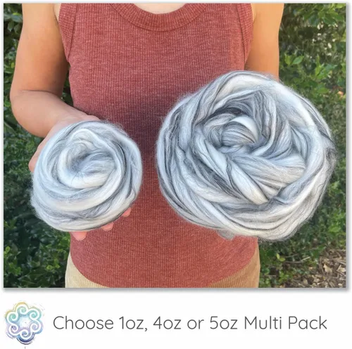 Vista 4 de Teñido a mano Superfino Merino Tencel Roving para hilar y fieltro. Albaricoque 1oz