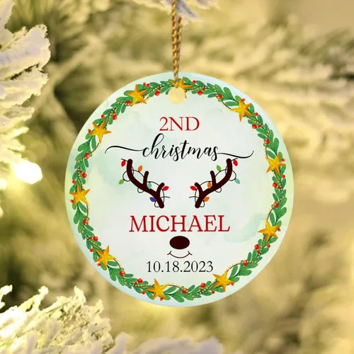 Vista 3 de Adorno de Navidad personalizado de segundo regalo para bebé, hijo, hija, nombre personalizado, reno, corona de bebé, adorno de Navidad 2025, adorno