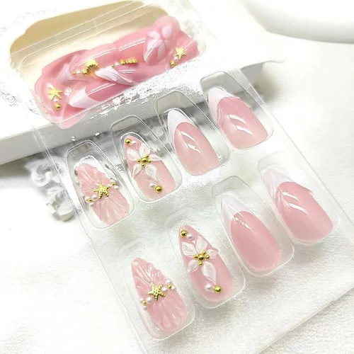 Vista 2 de Uñas postizas a presión con punta francesa, uñas postizas medianas con flores 3D, concha de perla, diseño de estrellas de mar, uñas blancas a