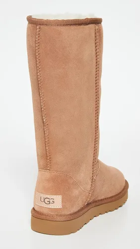 Vista 4 de UGG Classic Tall II Botas de invierno para mujer