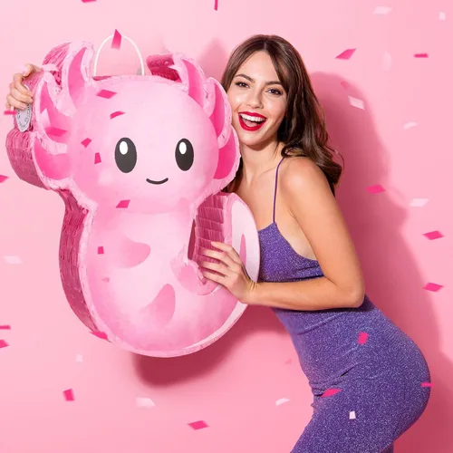 Vista 4 de Piñata de ajolote rosa para cumpleaños, fiesta de Navidad, piñata rosa con palo, confeti para Navidad, regalo de adultos, decoración de fiestas