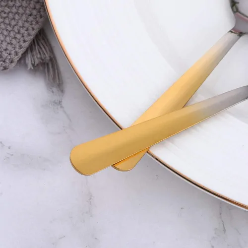 Vista 5 de Juego de 12 cucharas de té, cucharaditas de acero inoxidable de 5.9 pulgadas, cucharas de postre, cucharas pequeñas duraderas, cuchara de helado Oro