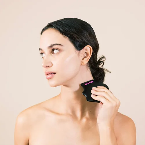 Vista 3 de Skin Gym Cleo Bian Stone Gua Sha Masajeador facial para bolsas debajo de los ojos, ojos hinchados y líneas finas Anti-envejecimiento Face Lift
