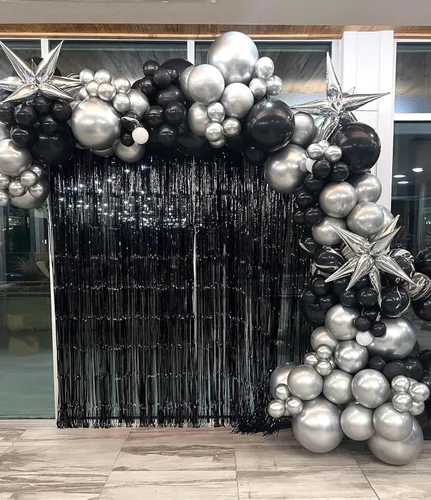 Vista 7 de Kit de arco de guirnalda de globos negros y plateados de 153 unidades con estrellas - 22 18 12 10 5 pulgadas de diferentes tamaños, globos de látex