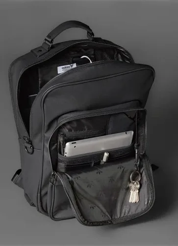 Vista 4 de ADIDAS Mochila mediana original versión azul color negro Negro M Paquete de moda