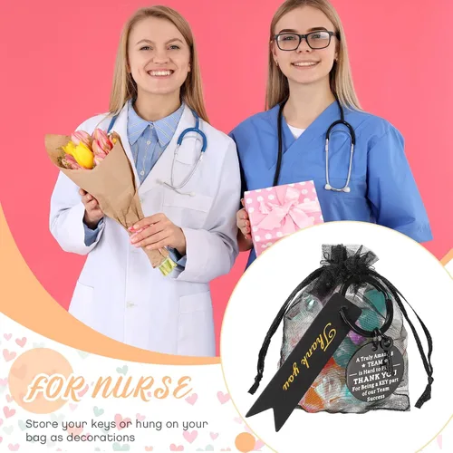 Vista 6 de Yinkin 36 Piezas Regalos de Agradecimiento para Empleados Llaveros de Agradecimiento para Compañeros de Trabajo con Bolsas de Organza y Tarjetas