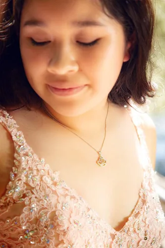 Vista 4 de Collar o aretes de plata de ley para regalo de quinceañera, regalo dulce para niñas de 15 años con 15 circonita cúbica brillante, Circonita cúbica