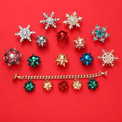 Vista 4 de XOCARTIGE Dijes de Navidad para zapatos para sandalias de zueco con diamantes de imitación regalo de arco de muñeco de nieve adornos de zapatos