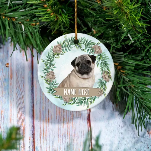 Vista 2 de Personalized Pug Sitting White Fawn Christmas Ornament - Custom Name Circle Ceramic Keepsake Gift for Dog Lovers