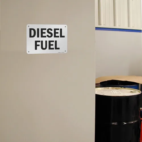 Vista 3 de SmartSign Letrero "Diesel Combustible" Aluminio de 7" x 10