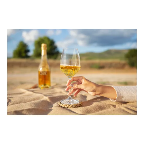 Vista 7 de Vino Espumoso 24K Gold White 75 cl