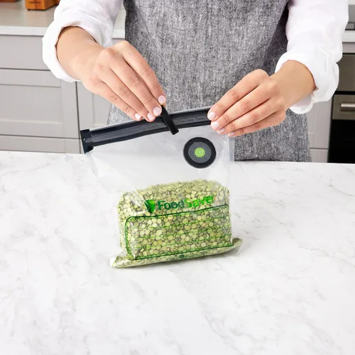 Vista 3 de FoodSaver® Bolsas reutilizables con cremallera al vacío de un galón